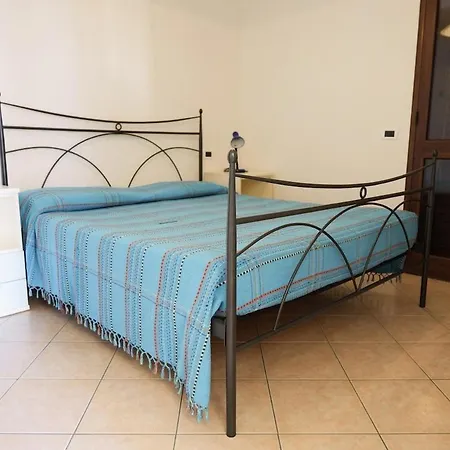 Ampio Con 3 E Barbecue Apartment La Caletta
